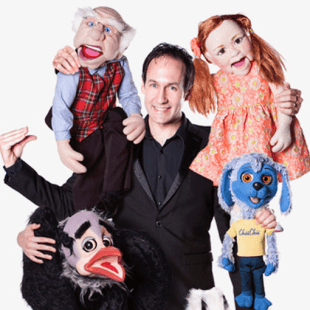 Steve Hewlett with puppets